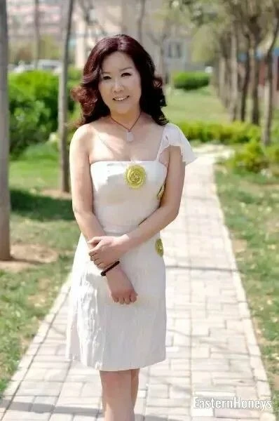 Lan Profile image 4
