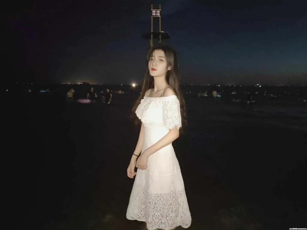 Lili Profile image 1