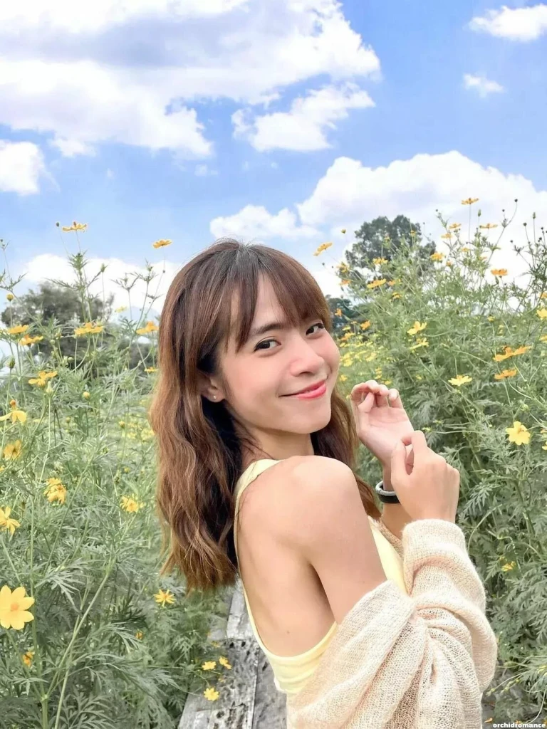 Chalee Profile image 4