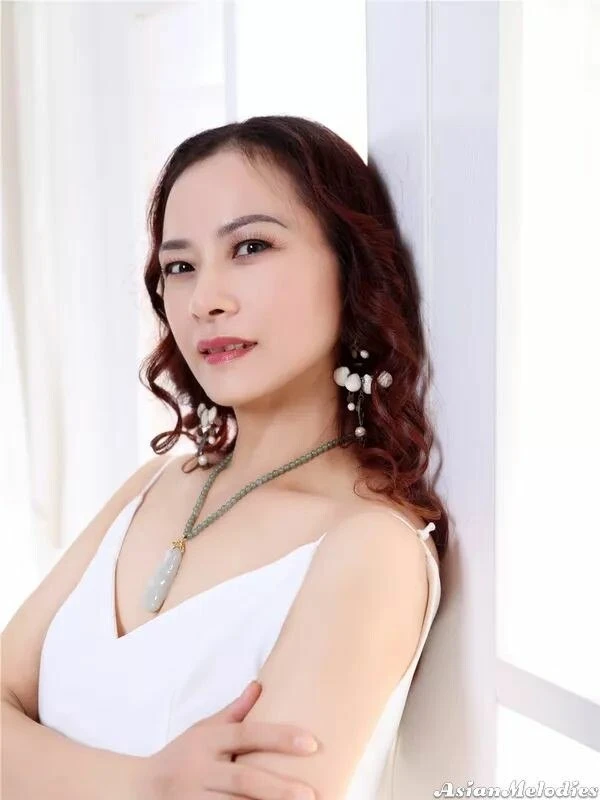 Fengqin Profile image 1