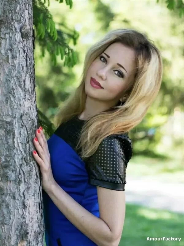Nadezhda Profile image 3