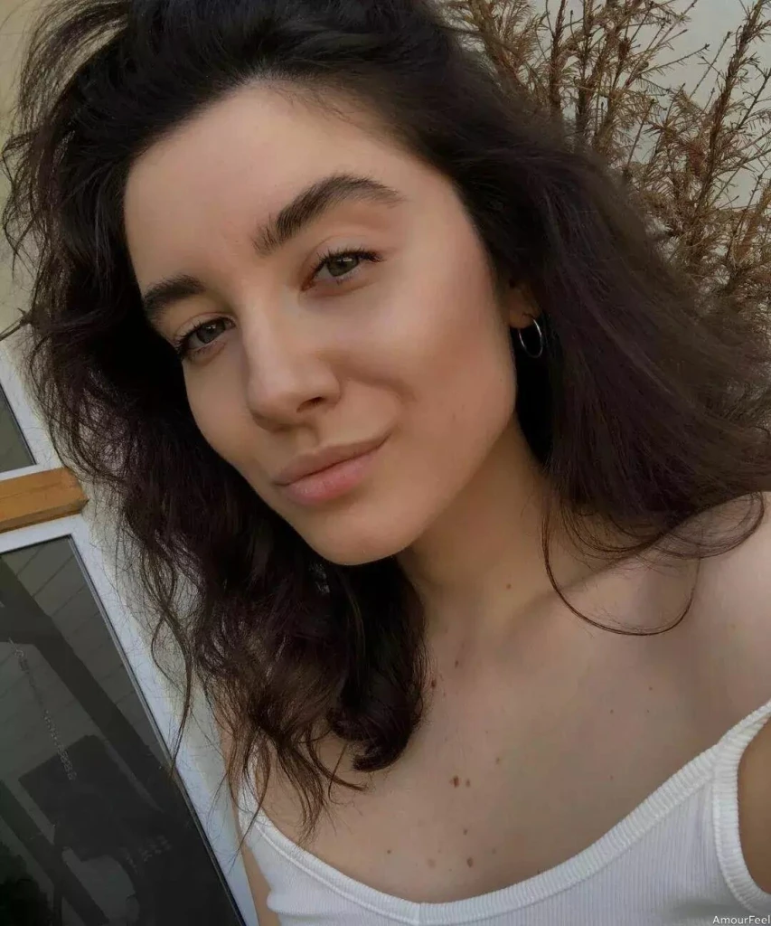 Melaniya Profile image 2