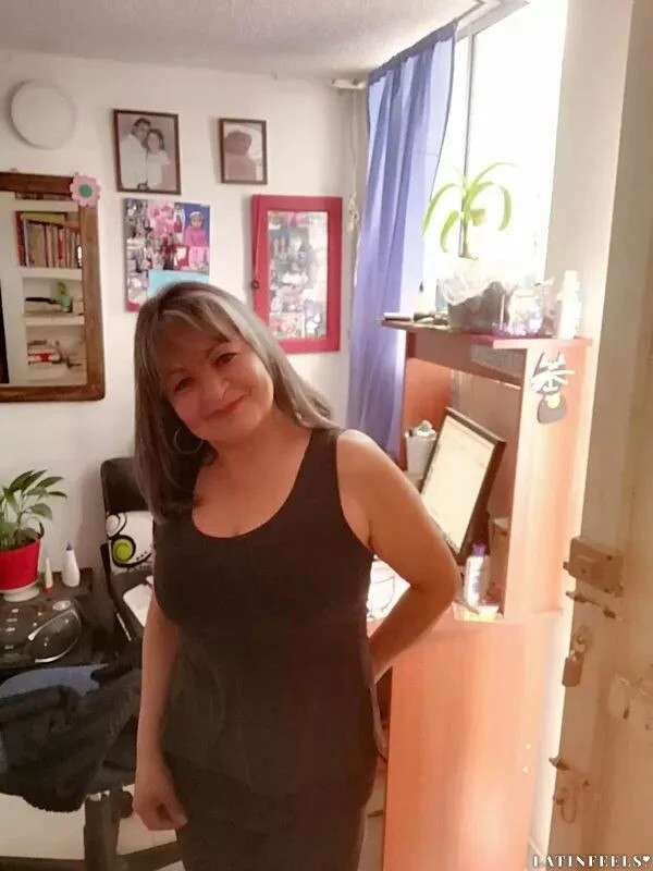 Valentina Profile image 1