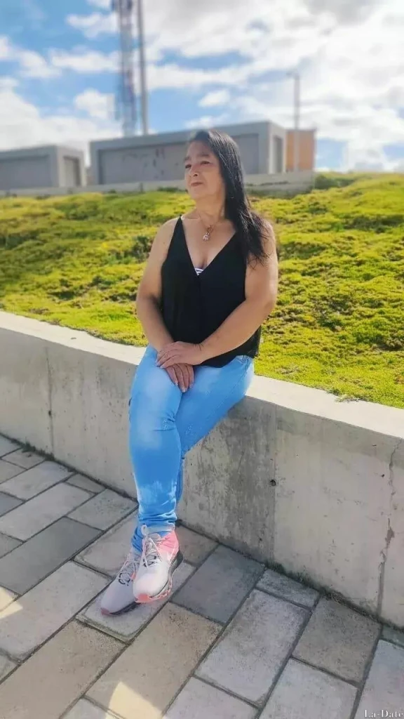 Carmen Profile image 3