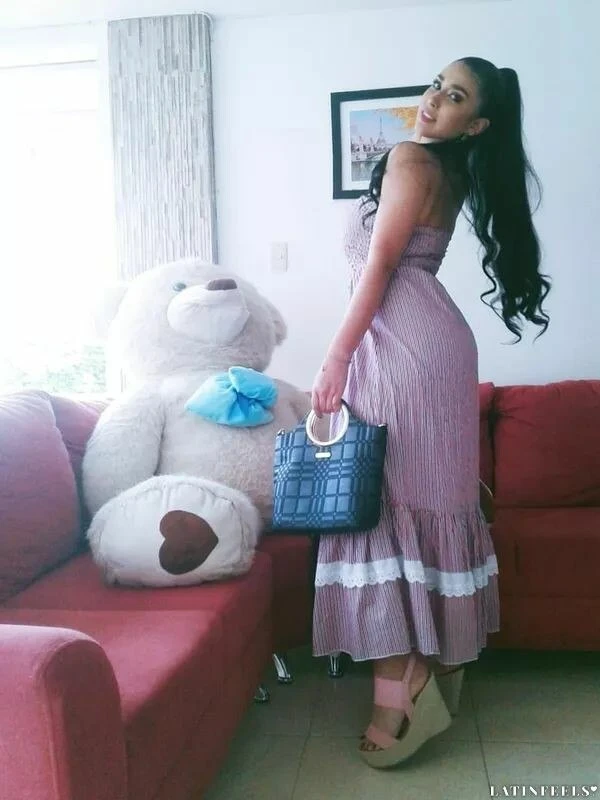Estefania Profile image 1