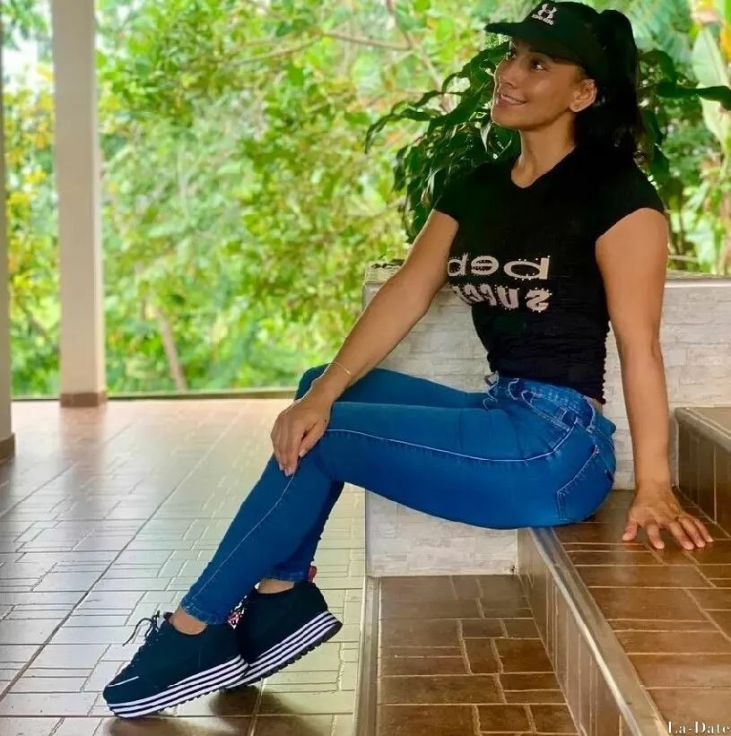 Leidy Profile image 1