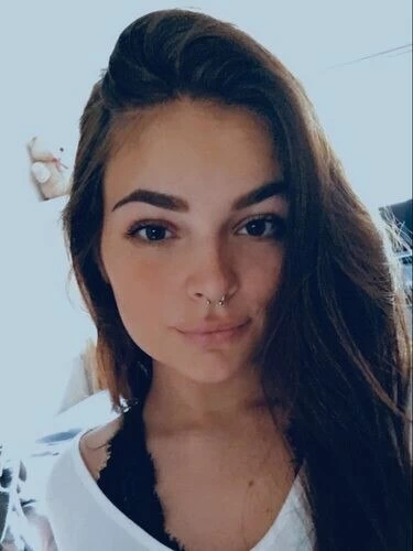 Annamarielane Profile image 3