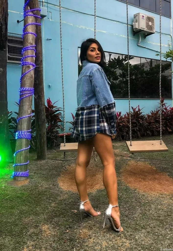 Carolina Profile image 2