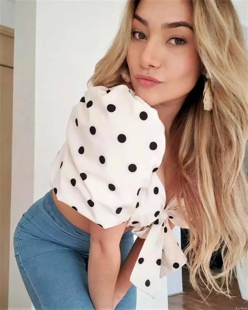 Agatha Profile image 3