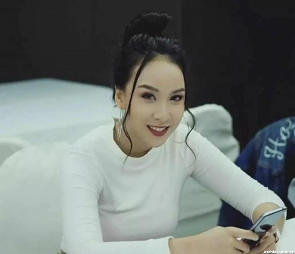 Piyachat Profile image 4
