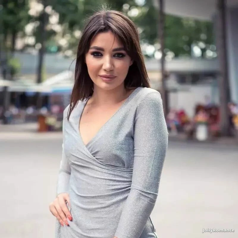 Anna Profile image 1