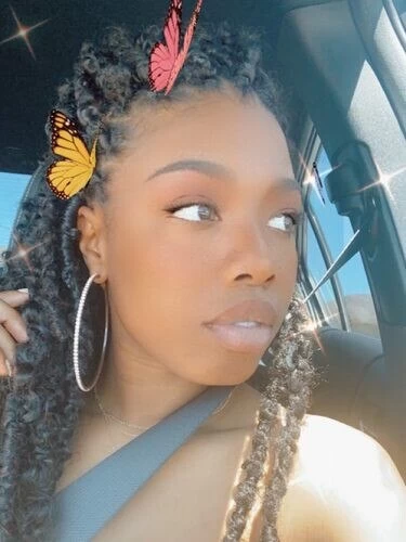 Jazmyn Profile image 2