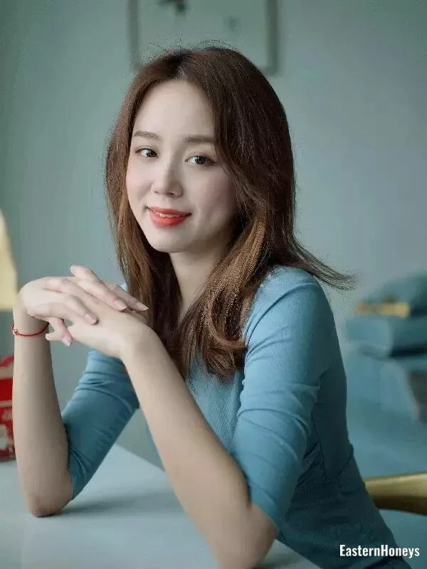 Hui Profile image 2