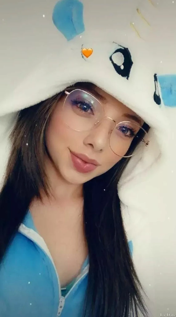Cristina Profile image 1