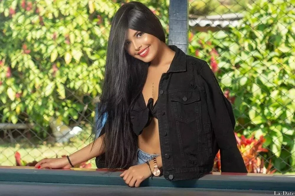 Maria Camila Profile image 4