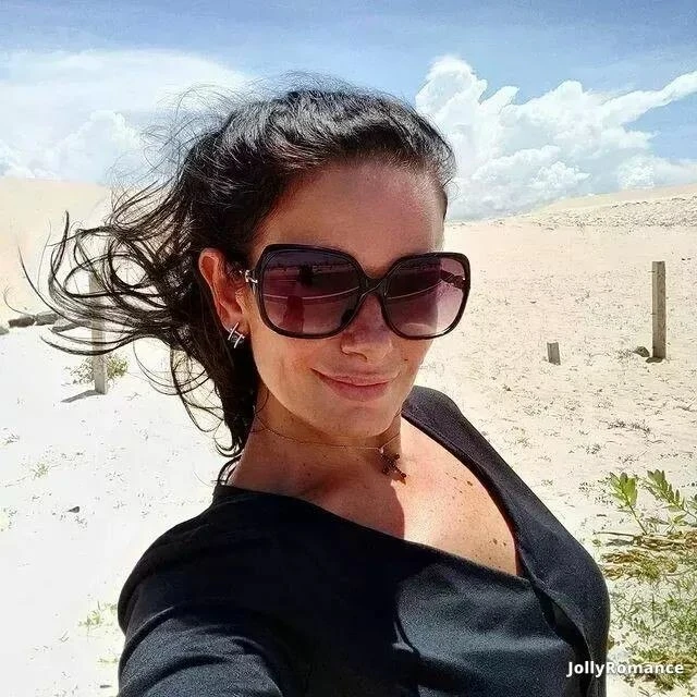 Alla Profile image 4