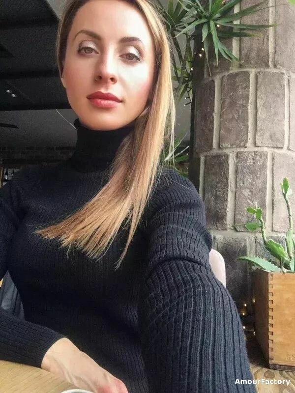 Victoria Profile image 1