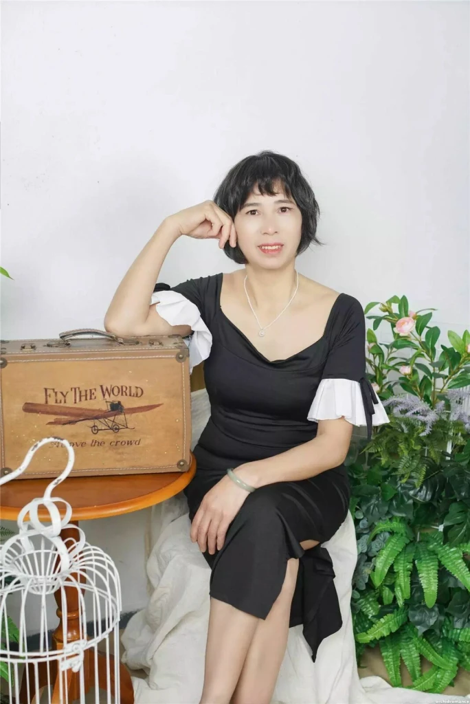 Peijun Profile image 1