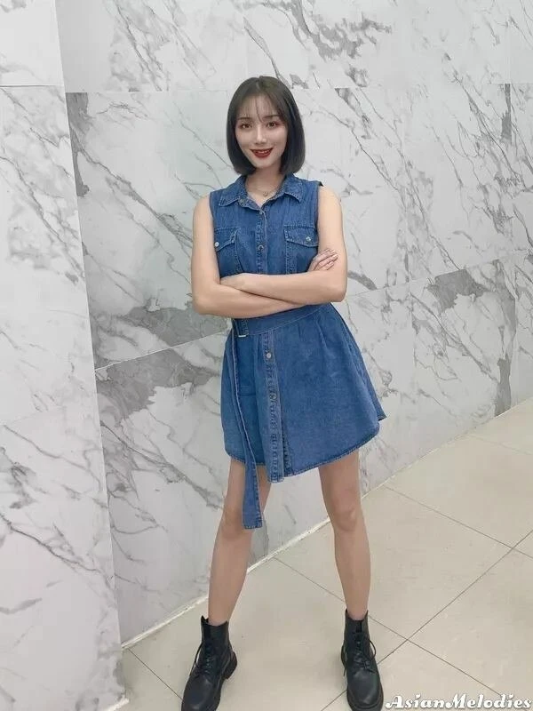 Jiaxin Profile image 4