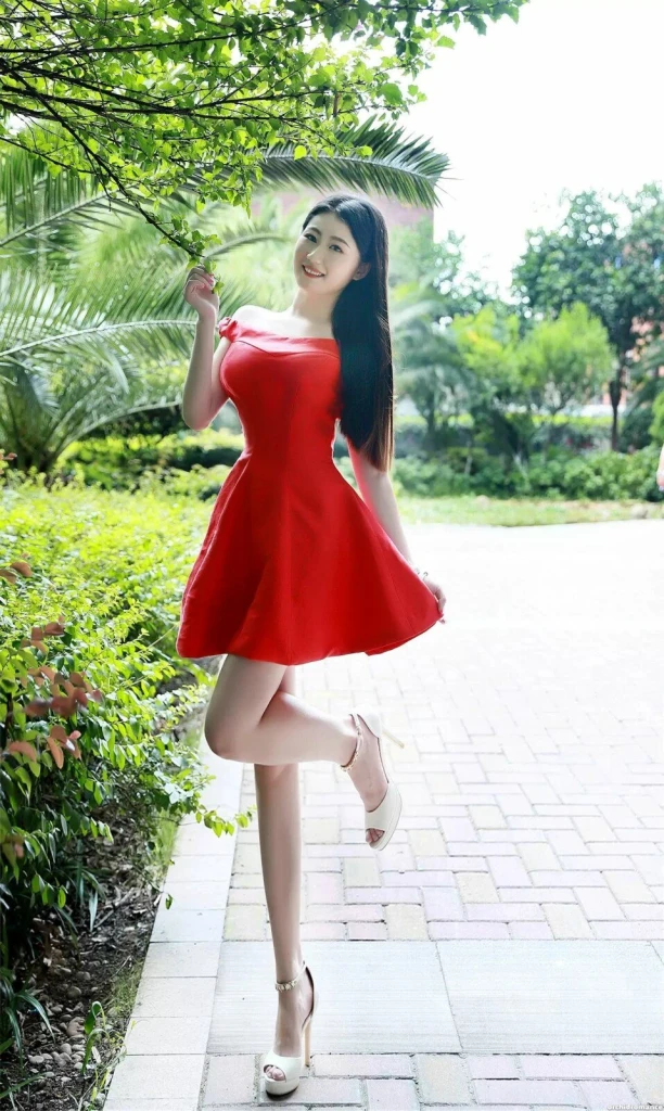 Yiting Profile image 3
